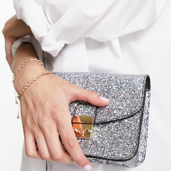 French Connection Glitter Bag with Gold chain Never used. - Picture 9 of 10